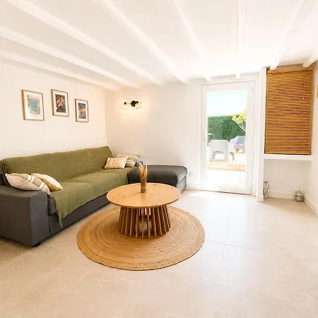 Superbe Chai Renove Avec Piscine En Perigord